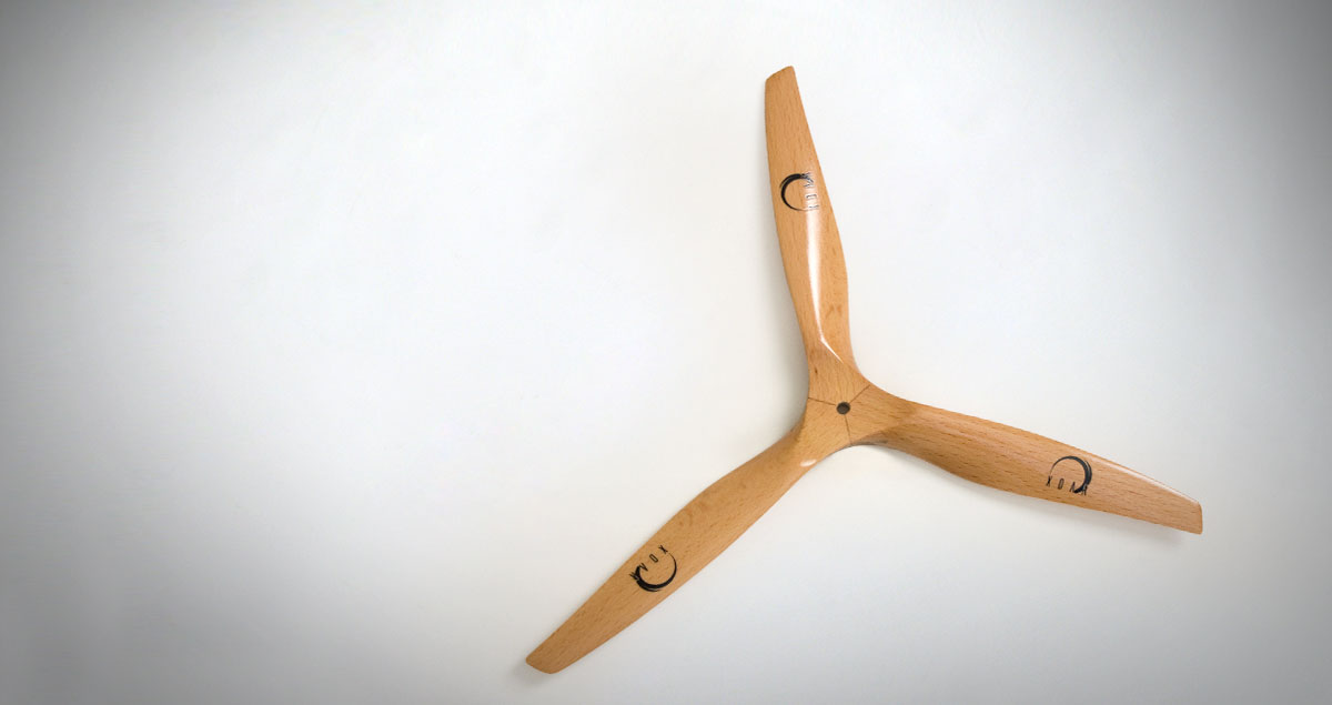 27x12 Xoar Three Blade Sports Beechwood Propeller (Electric)